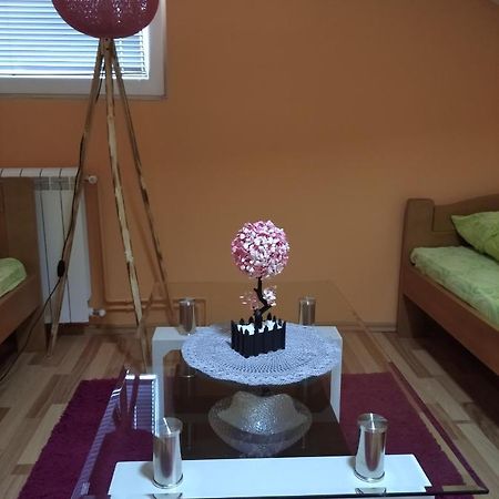 Buric Rooms Nikšić Exteriér fotografie