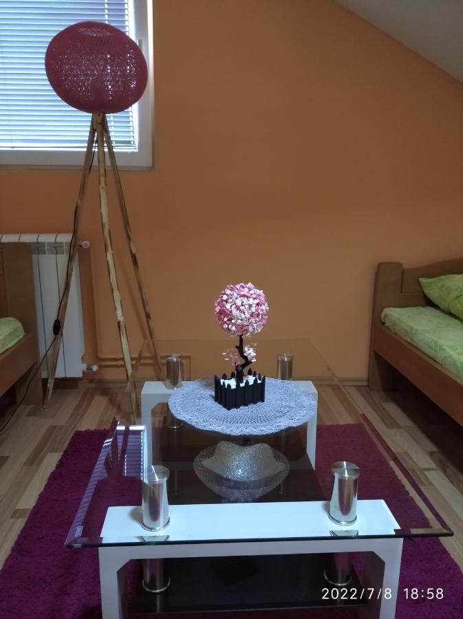 Buric Rooms Nikšić Exteriér fotografie