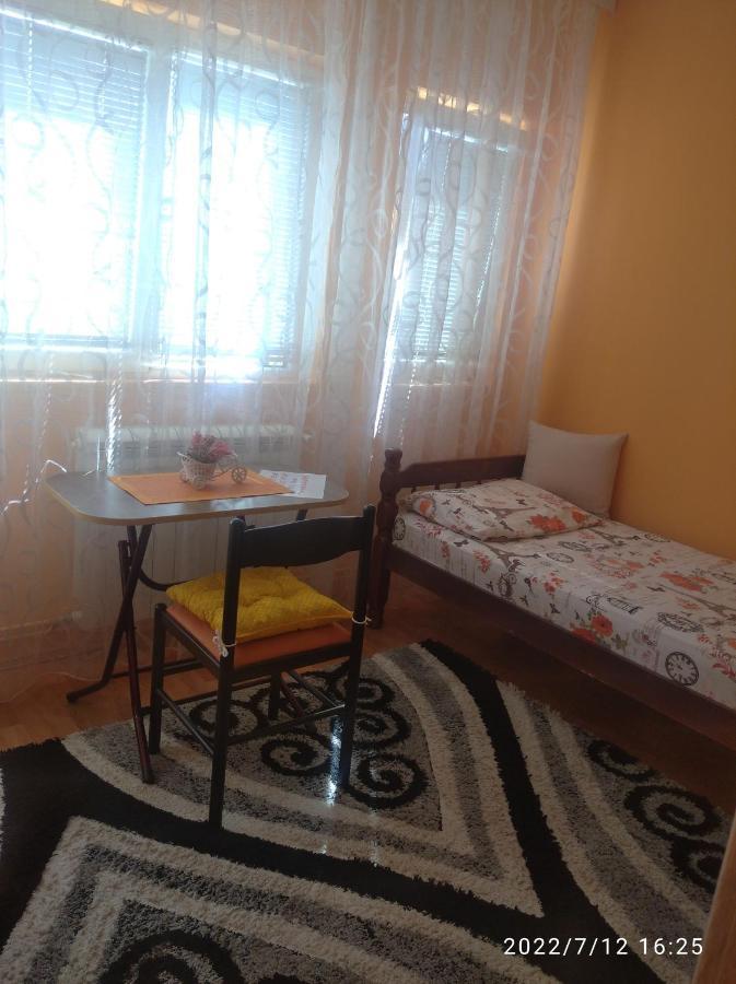 Buric Rooms Nikšić Exteriér fotografie