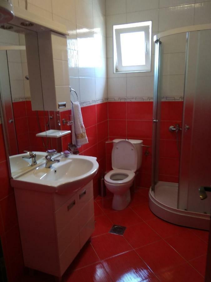 Buric Rooms Nikšić Exteriér fotografie